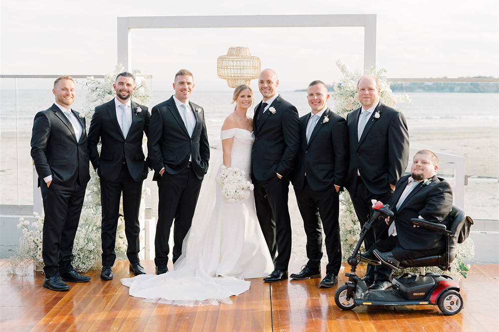 groom and groomsmen tuxedos