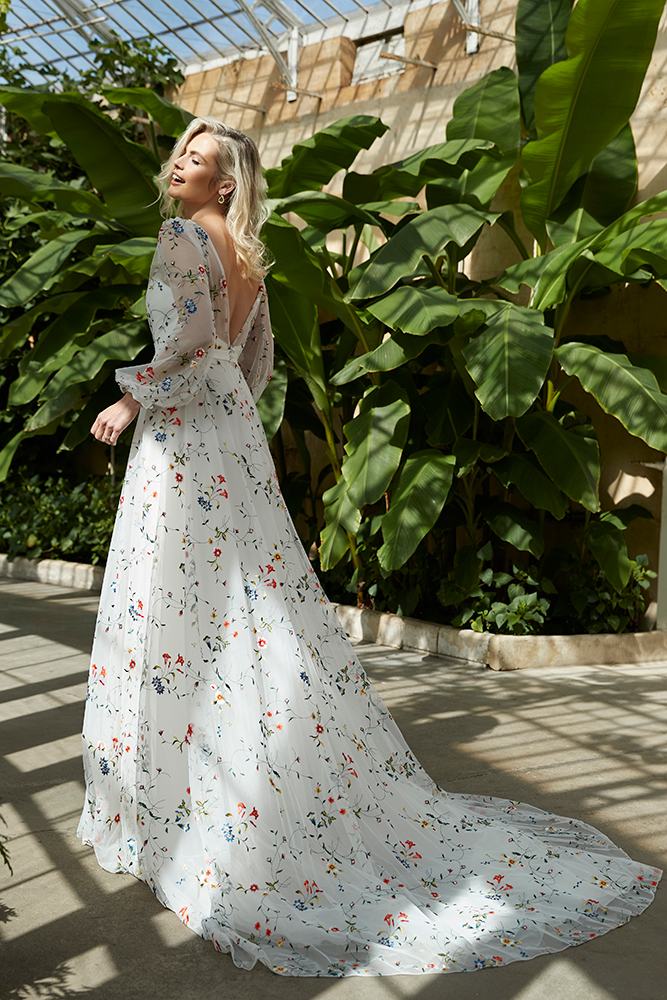 Floral Wedding Dresses: 15 Gowns For Your Magic Party