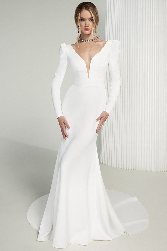 justin alexander signature wedding gown