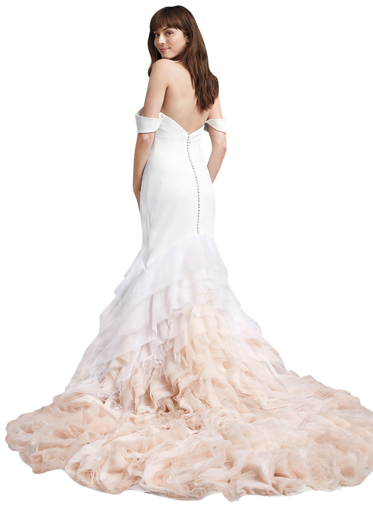 Kelly Faetanini wedding gown