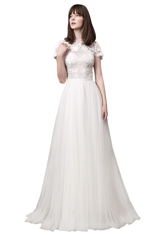 Daalarna tshirt wedding gown