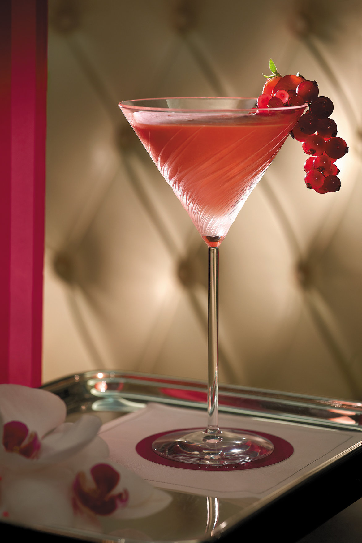 cocktail shangri la hotel paris