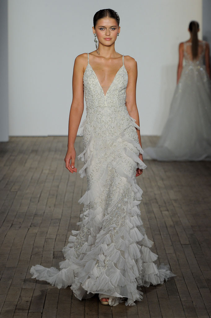 lazaro veronica gown