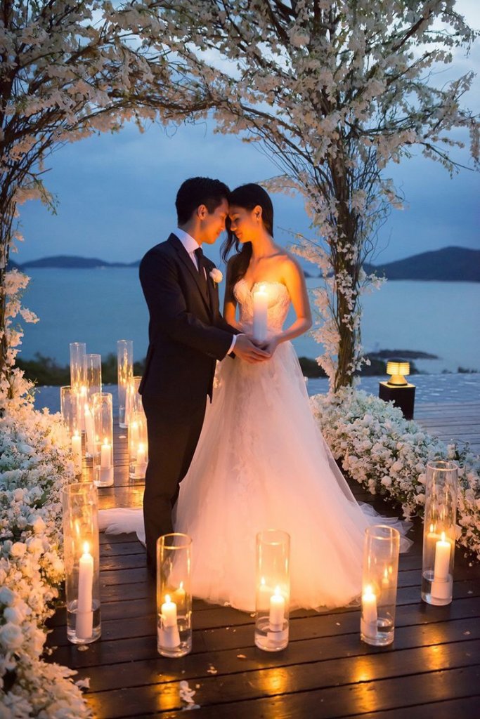 candlelit wedding ceremony backdrop