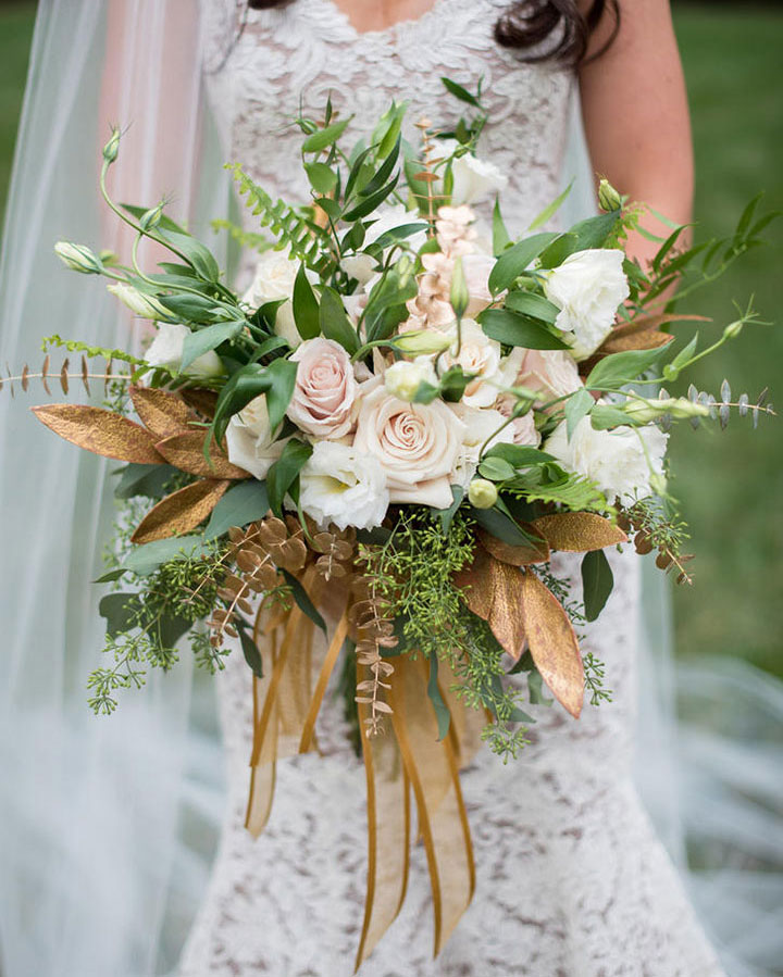 blush and gold bouquet with greenery