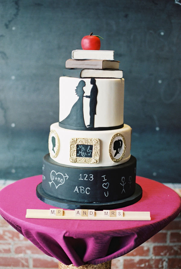 school-themed wedding cake