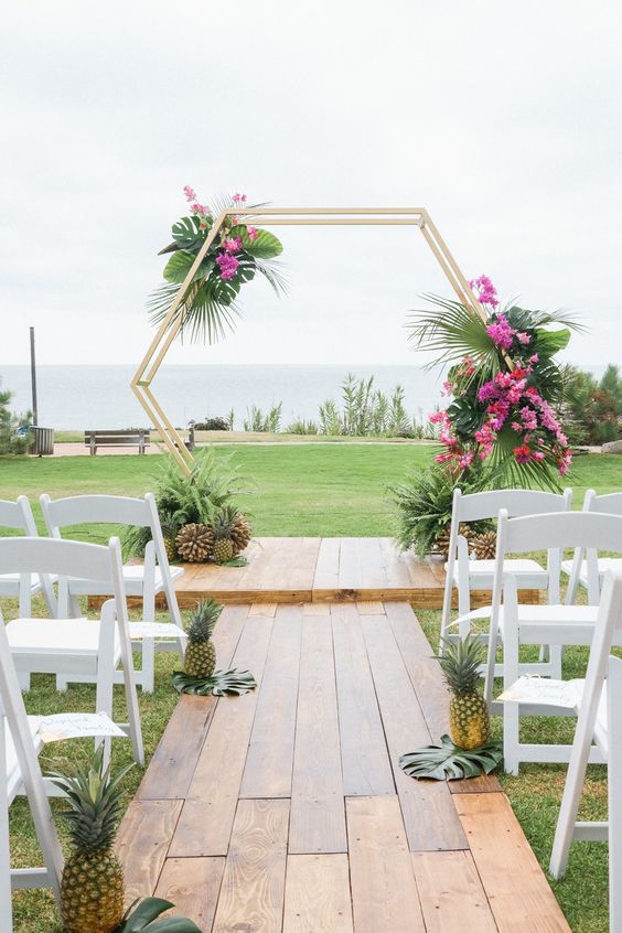 tropical wedding decor