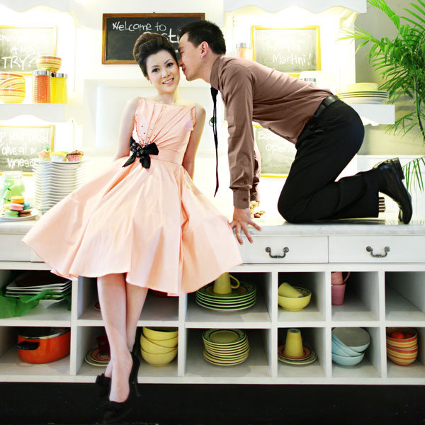 breakfast at tiffanys theme engagement photos