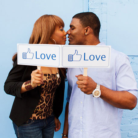 facebook theme engagement photos