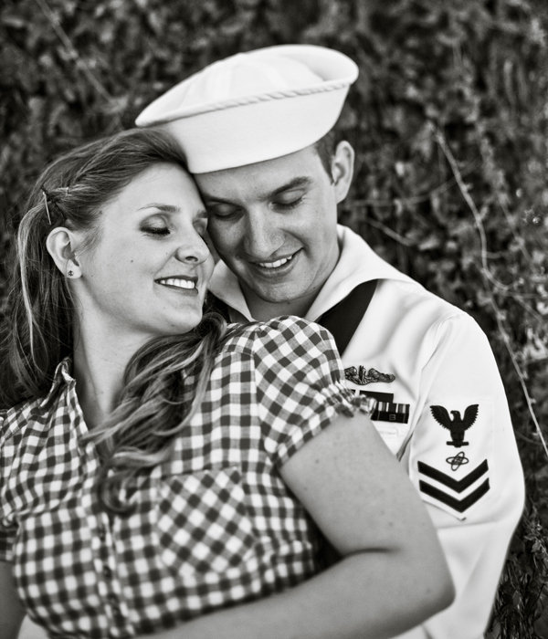 navy sailor engagement photos