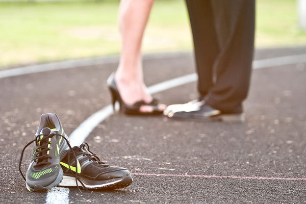 running engagement photos