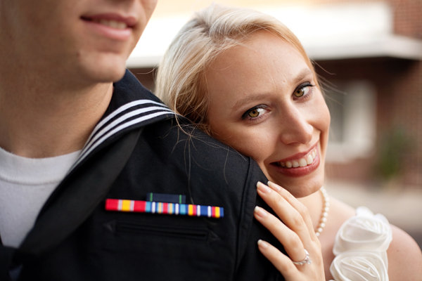 wars end kiss engagement photos