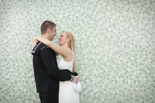 wars end kiss engagement photos