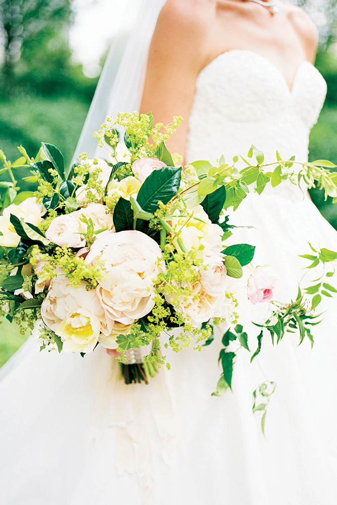 bride with bouquet