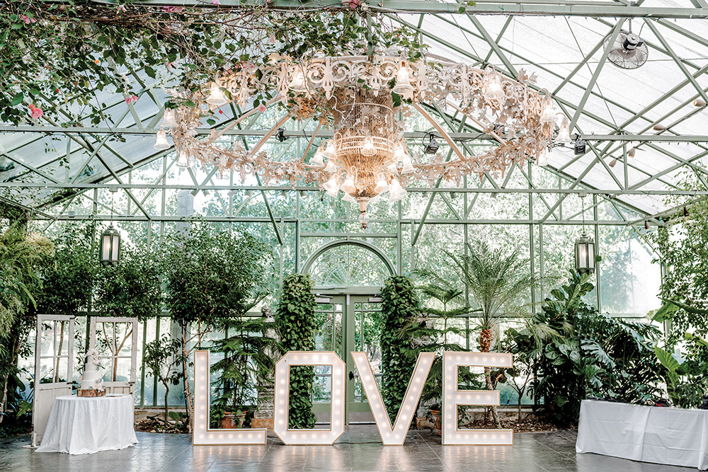 love wedding sign