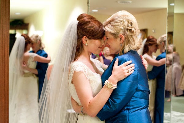 mom and daughter on wedding day