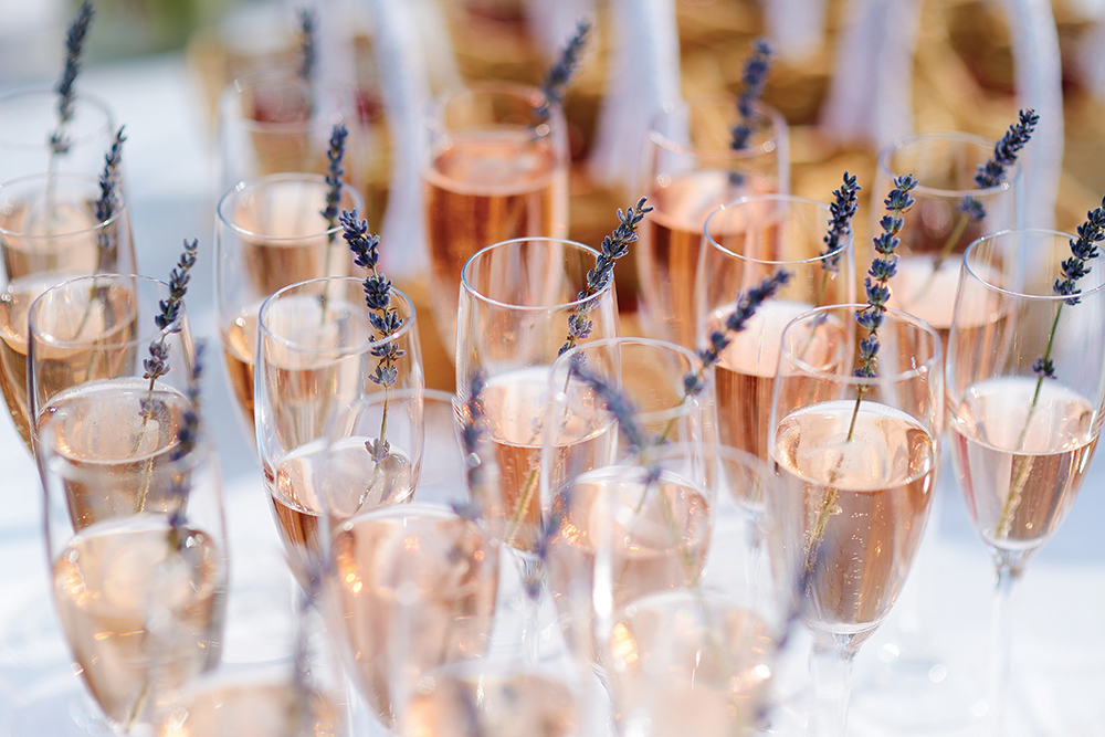 lavender champagne cocktail