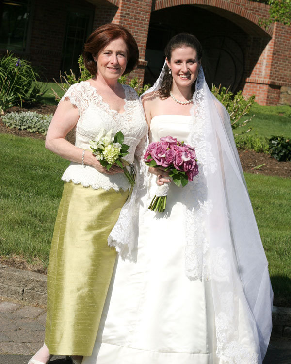 bride and mom