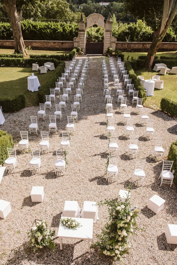 socially distant wedding ceremony seating