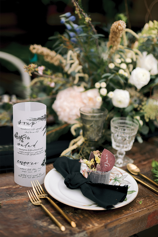 Rustic wedding place setting