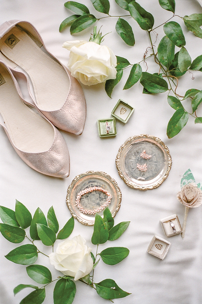Wedding shoes and accessories