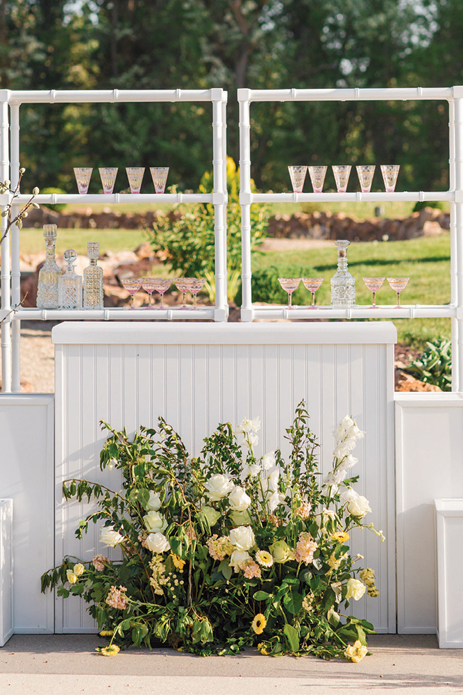 wedding outdoor bar