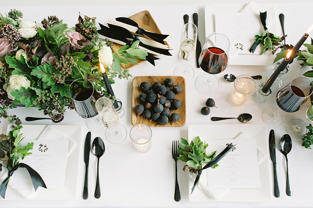 Modern elegance reception table