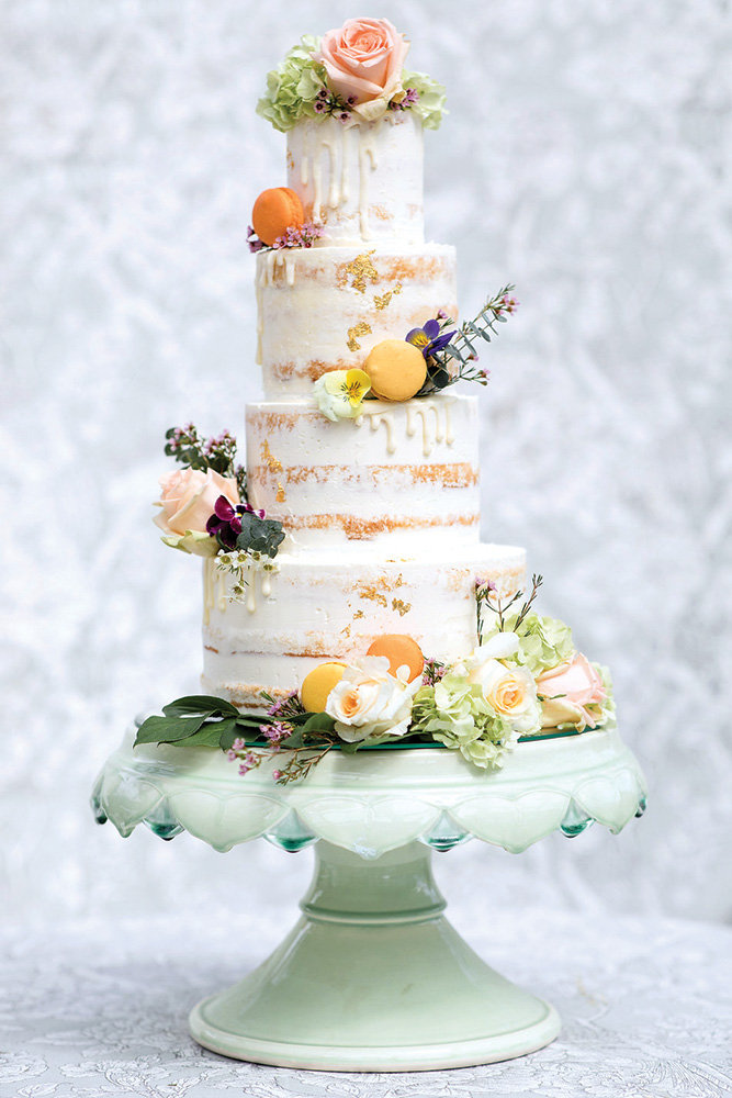 Naked wedding cake