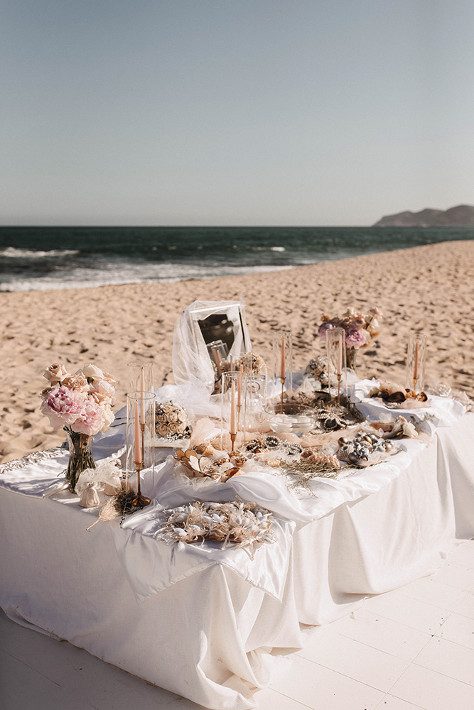 beach wedding ceremony