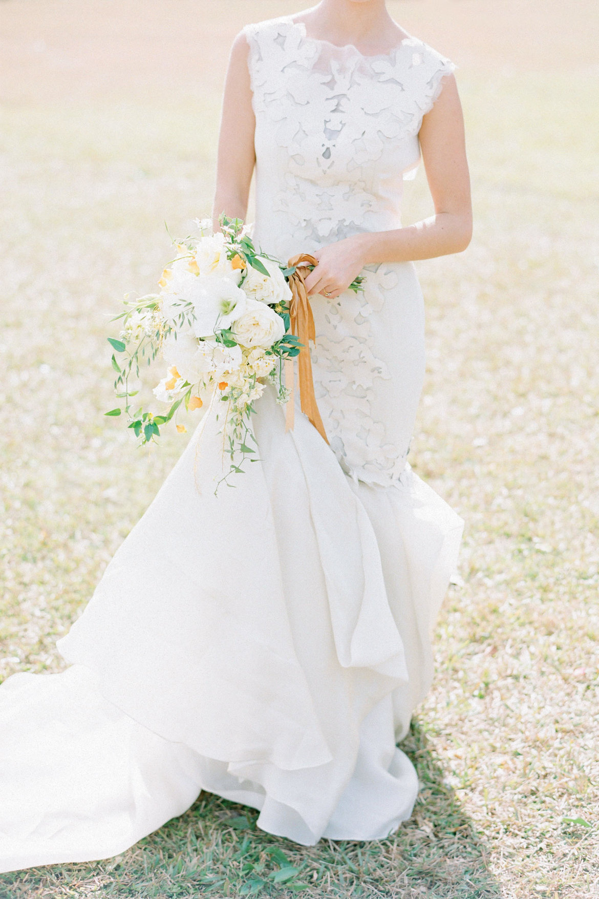 coastal luxe wedding style