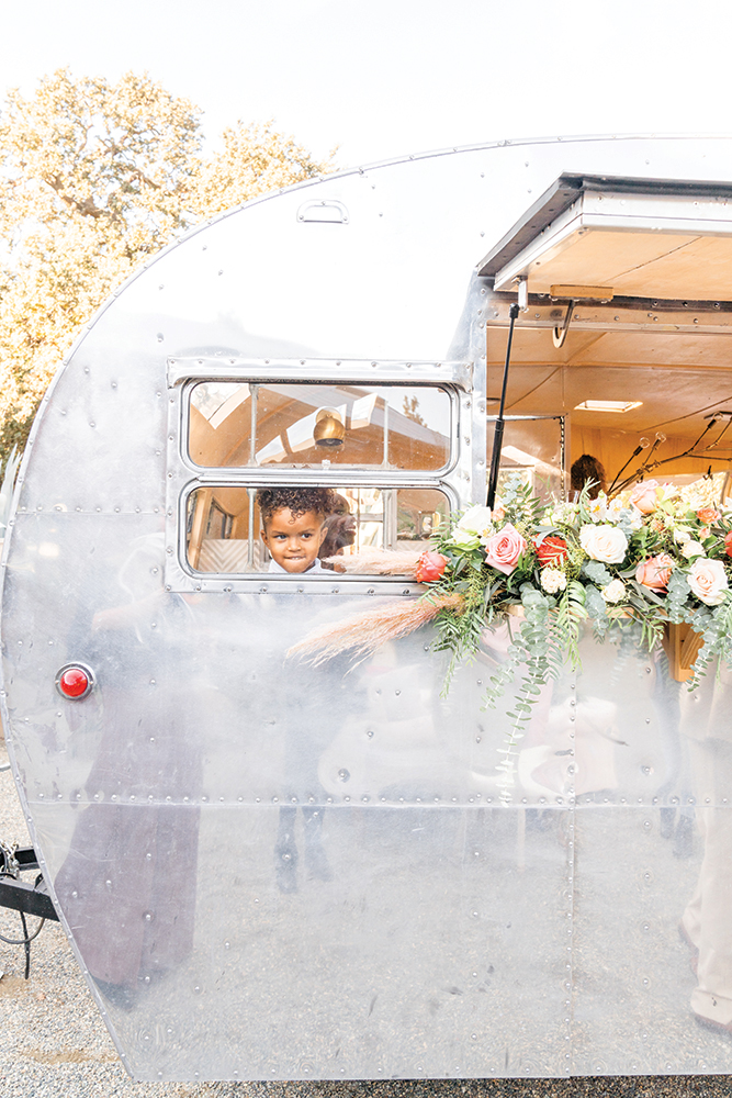 desert wedding photo booth