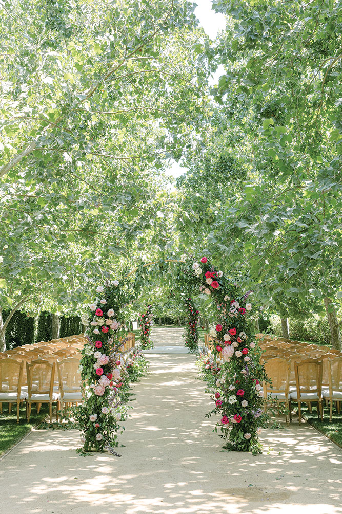 outdoor wedding ceremony aisle