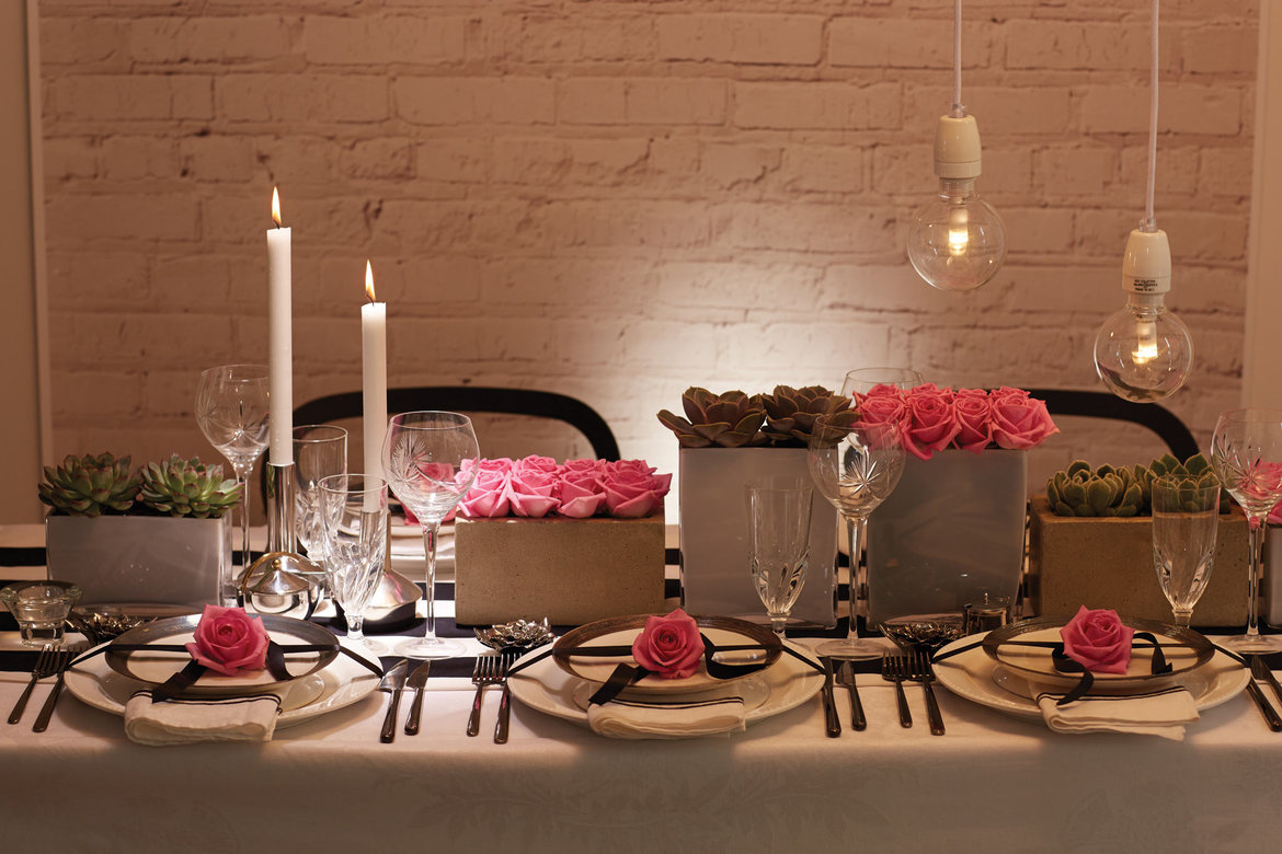 Modern Black White Wedding Ideas BridalGuide Modern Black White Wedding Ideas BridalGuide