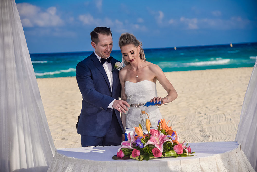 sand ceremony at wedding