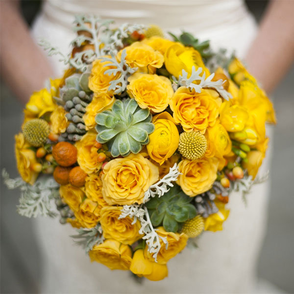 yellow bridal bouquet