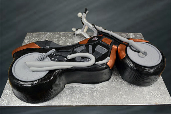 motorcycle grooms cake