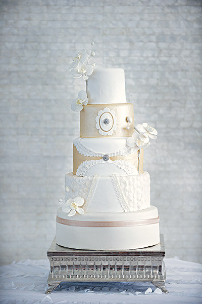 glam wedding cake