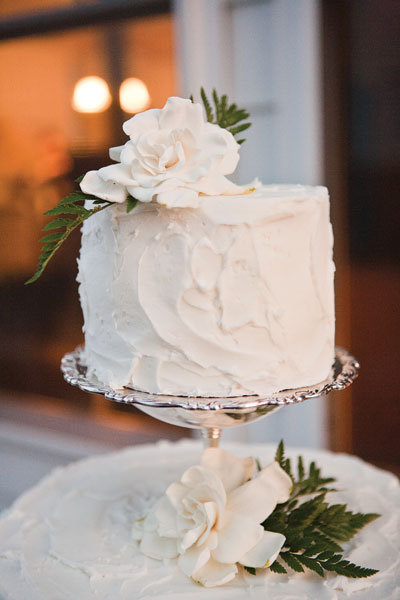 vintage wedding cake