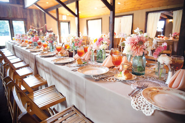 vintage wedding with blue mason jars