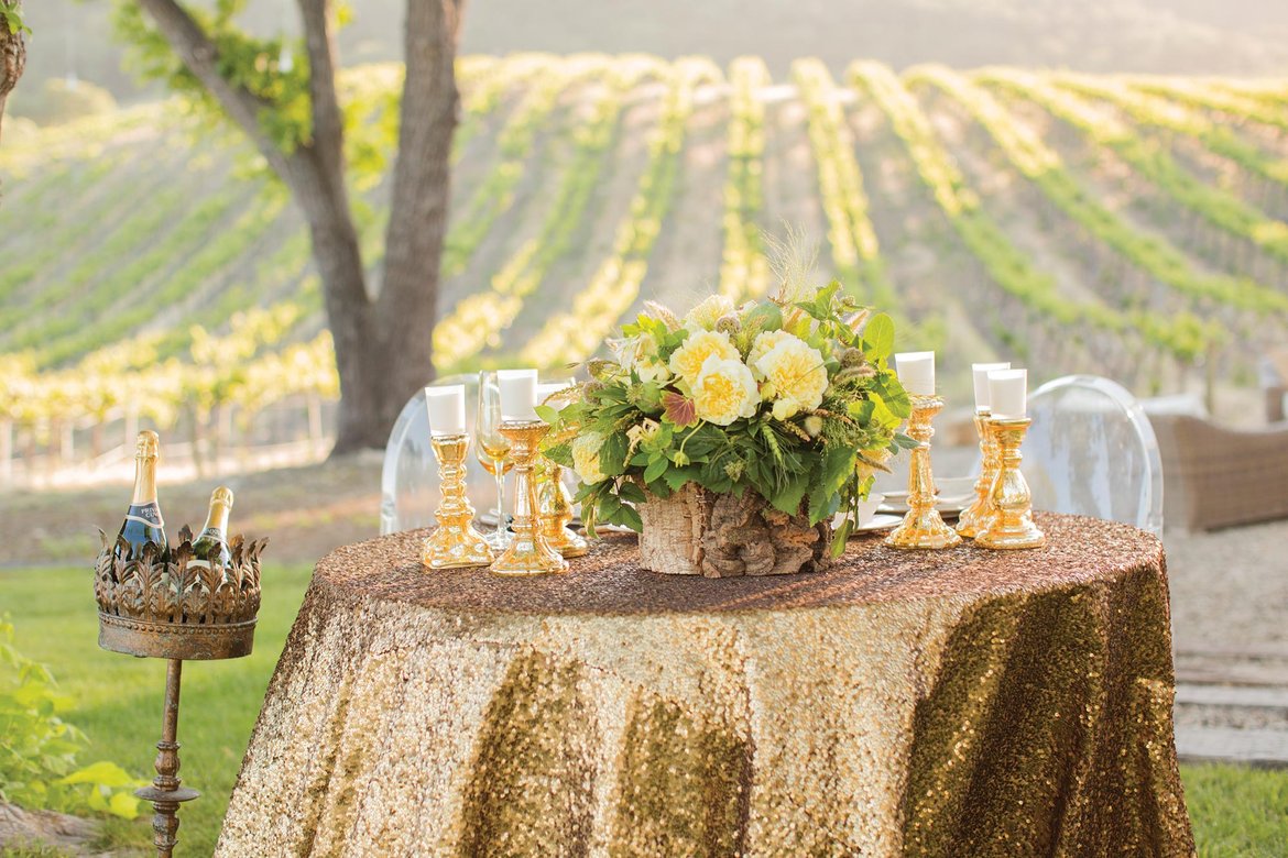 The Hottest New Wedding Trends For 2016 Bridalguide Sequin Tablecloth