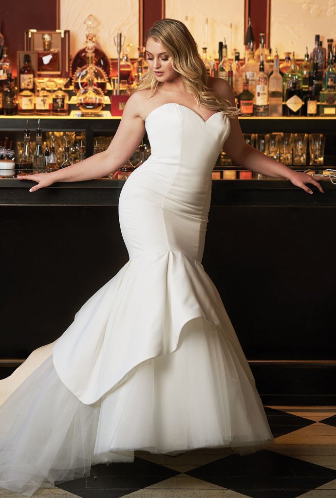 Plus-Size Wedding Dresses: How to Find the Gown of Your Dreams