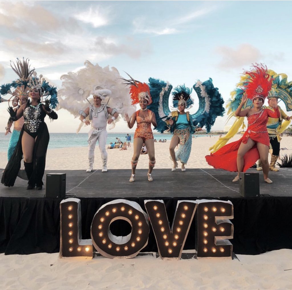 carnival dancers at the vow renewal in aruba