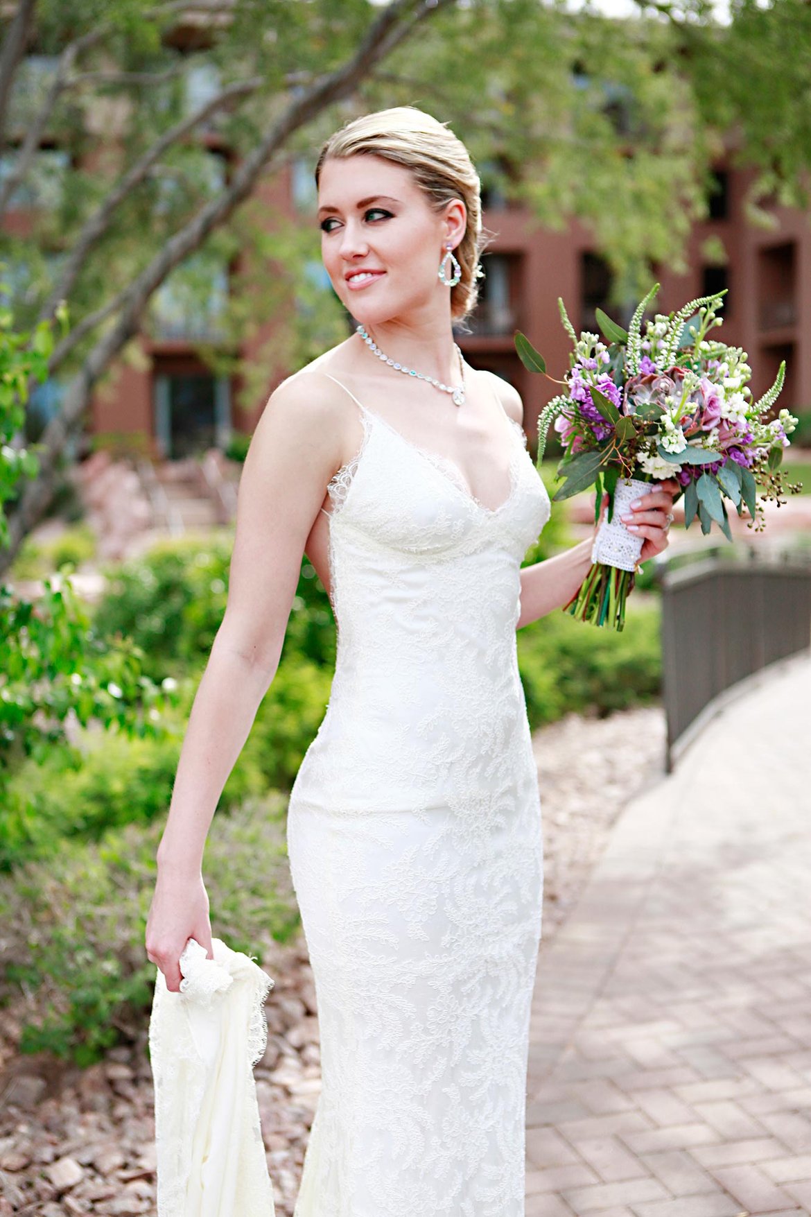 Backyard Wedding Dress | Backyard Ideas