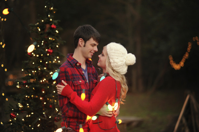 christmas engagement photos