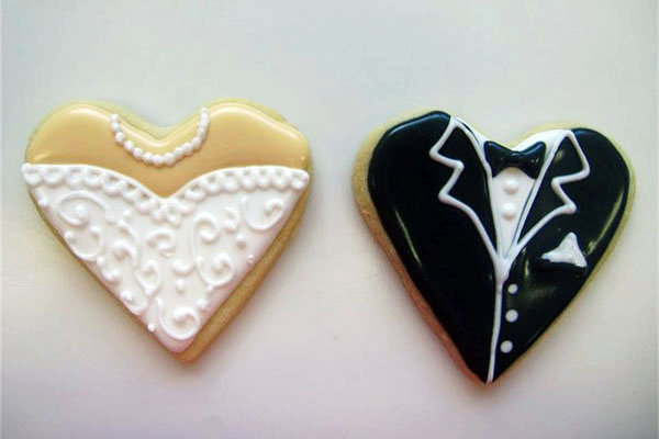 cinderellie sweets bride and groom cookies