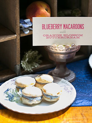 blueberry macaroons 