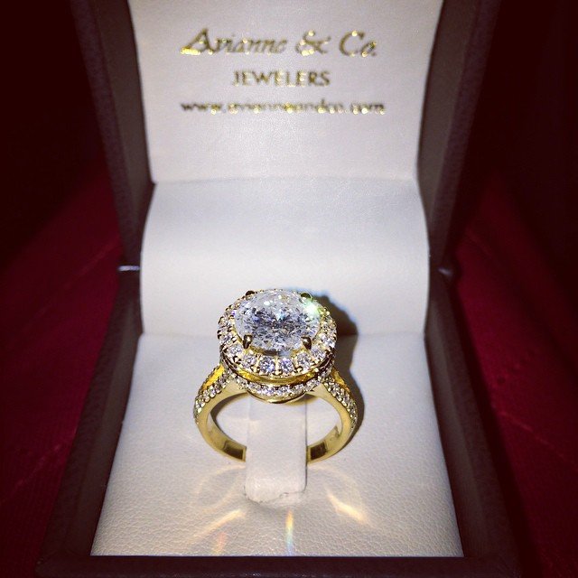 bow wow engagement ring