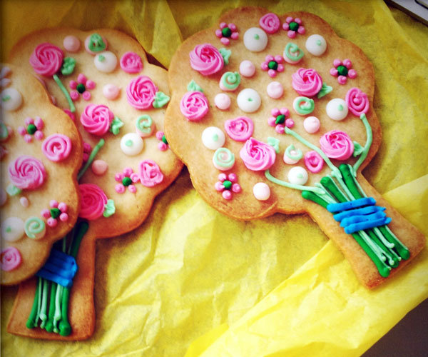 bridal bouquet cookie