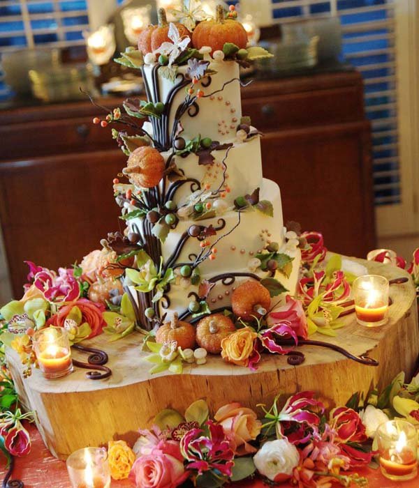 Halloween wedding cakes deals