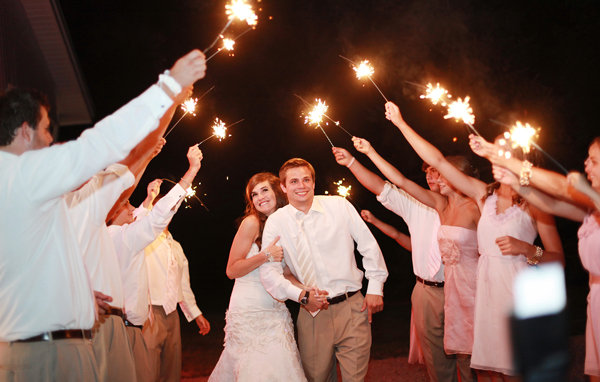 sparklers wedding photos